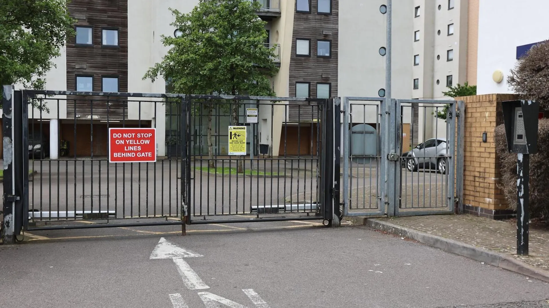 Modern & Peaceful Cardiff Bay Apartment By N And N Stays, Private Balcony, Perfect Location For Workers Or A Short Break, Great Disc Available For Long Stays